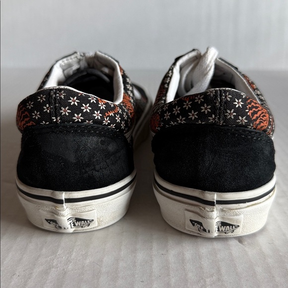 Vans Old Skool Tiger Floral Sneakers - Picture 10 of 12